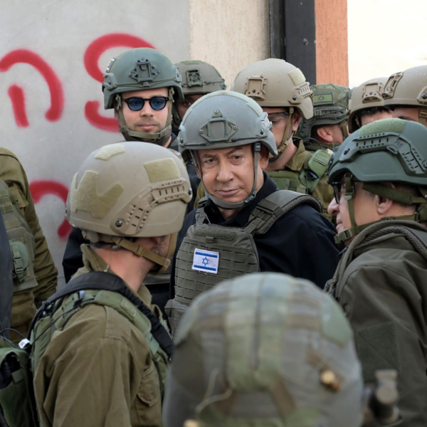 Ben Cohen protesta guerra Gaza en Congreso de EE. UU.